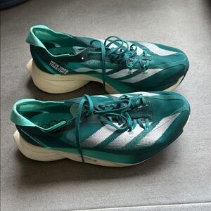 Adios Pro 3 Carbon Sneakers - men's 7.5